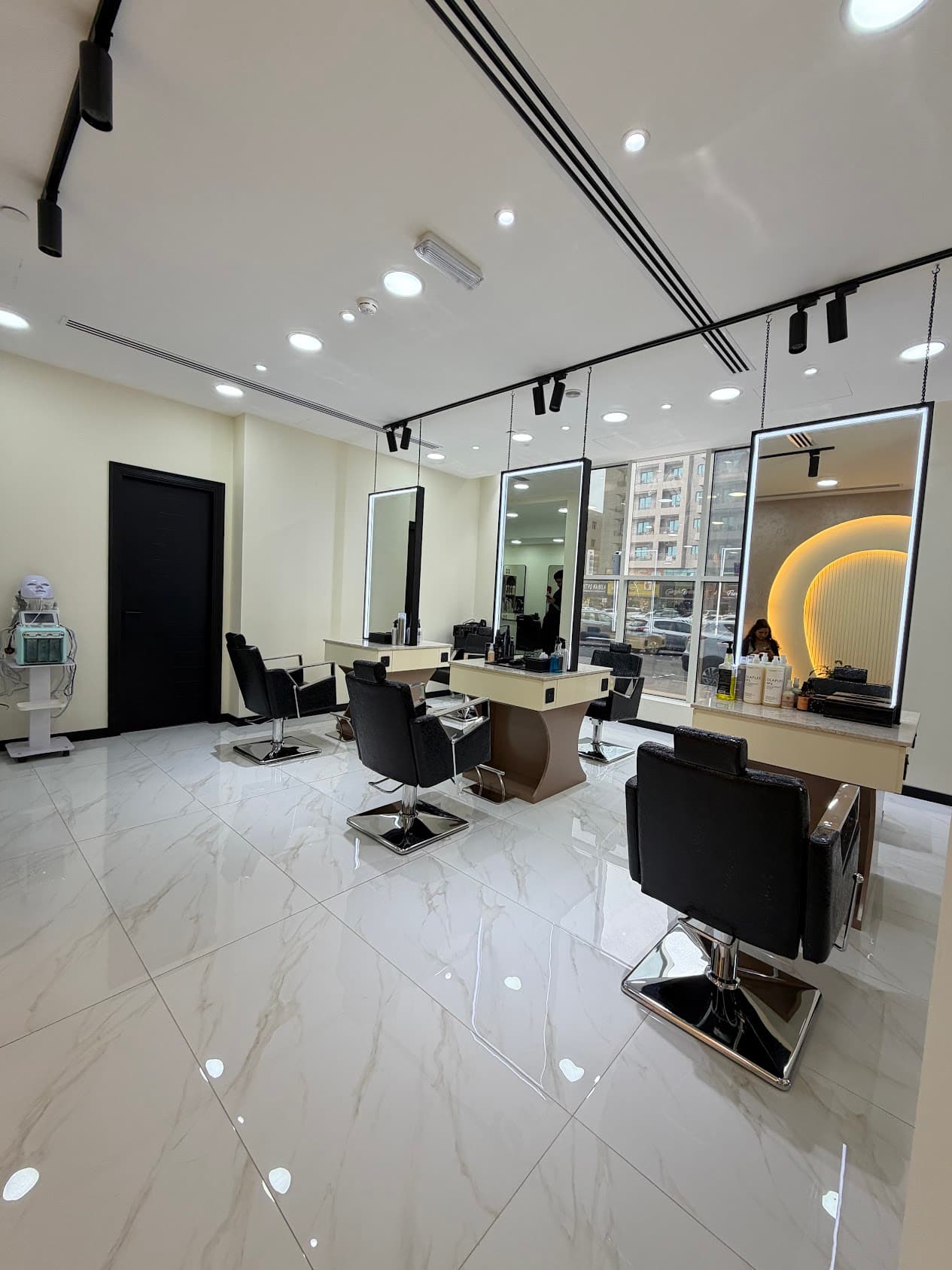 Styling stations at VR Unisex Salon